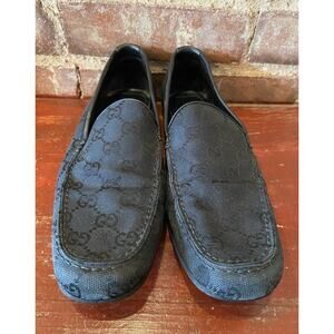 Authentic Gucci Guccimania Women Flat Loafers Shoes ~ GG- Black Europe size 39.5